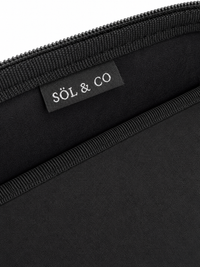 The SÖL Case, interior brand label detail