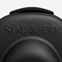 The SÖL Case, embossed logo detail